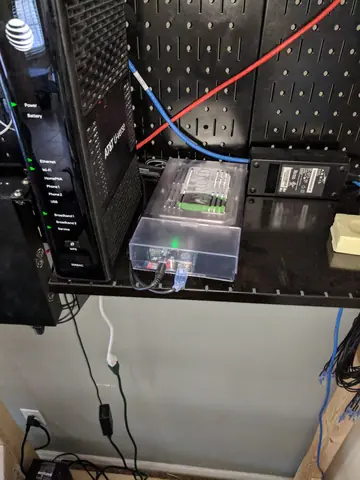 Apr 2018. The first ODROID, a simple NFS NAS, on the shelf beside the internet gateway.